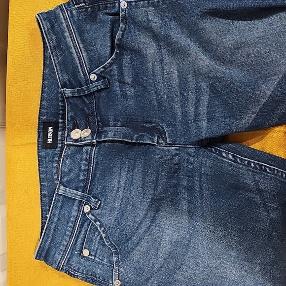 Hudson Collin Flap Skinny Crop Distressed Jeans Color DKBL Size 28 EUC MSRP $195 - Picture 6 of 11